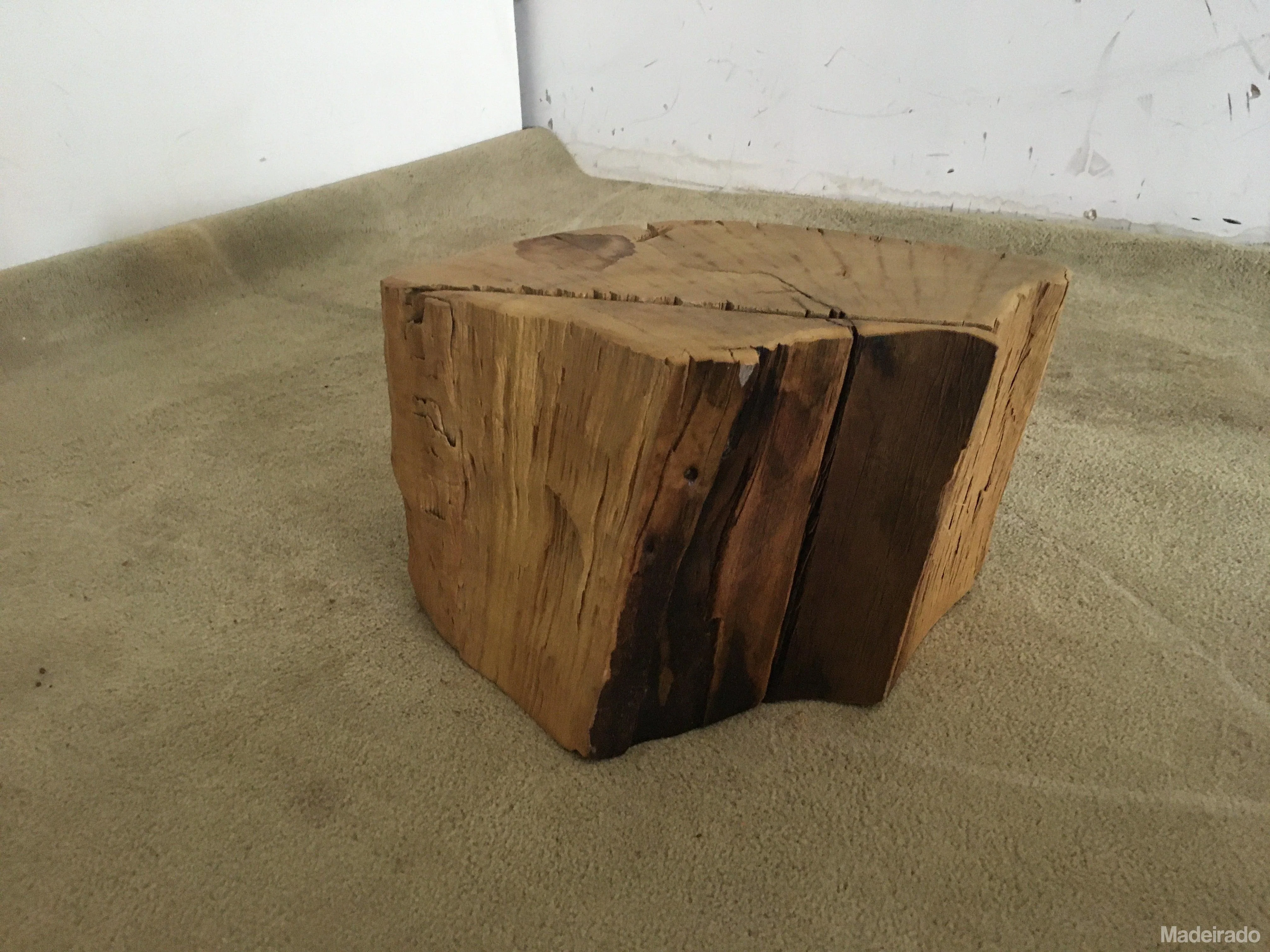 Mesa de Centro de Madeira Maciça - 45x28 - Loja FS - COD: FS2246 - Retirada
