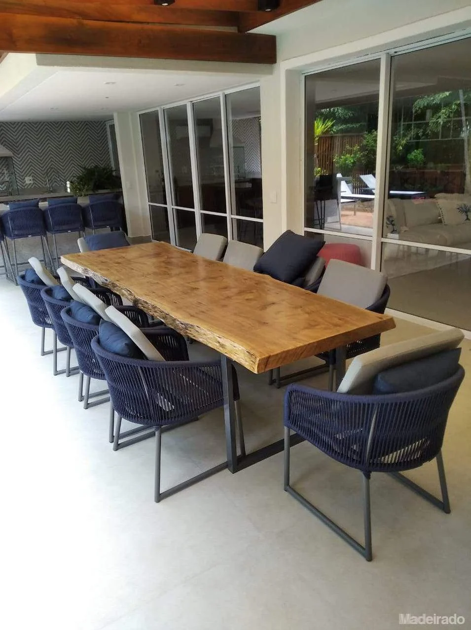 Mesa de Jantar Mucura - 300x90 - 10 a 12 lugares