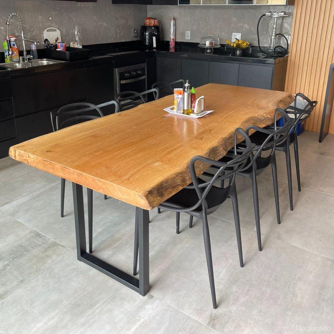 Mesa de Jantar Rústica 180x90 - Até 06 Lugares com Bordas Orgânicas
