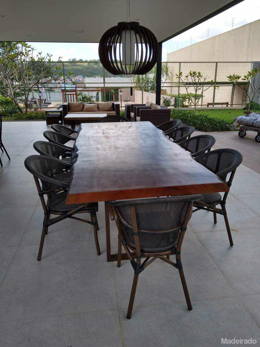 Mesa Rústica de Jantar Yaretzi com Bordas Orgânicas 12 lugares -  300 x 110